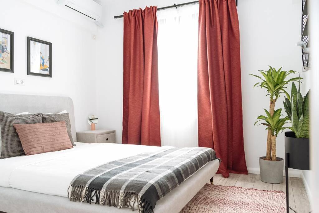 Sunny 2Br Flat - Old Town View Apartment Bucureşti Exterior foto