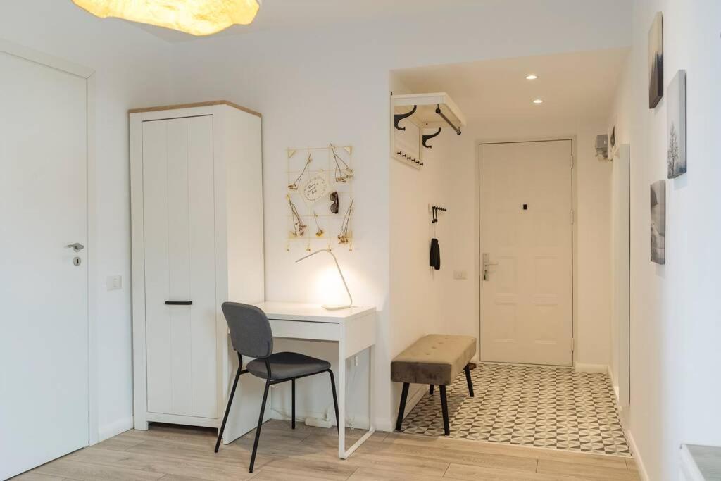 Sunny 2Br Flat - Old Town View Apartment Bucureşti Exterior foto