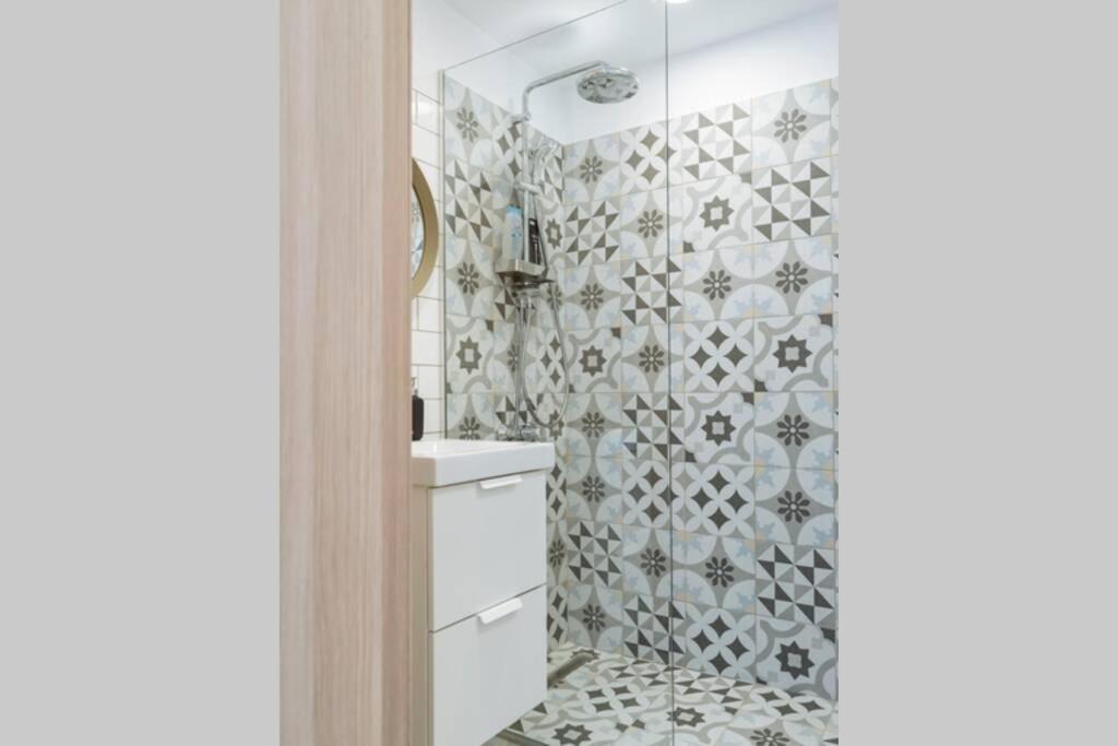 Sunny 2Br Flat - Old Town View Apartment Bucureşti Exterior foto
